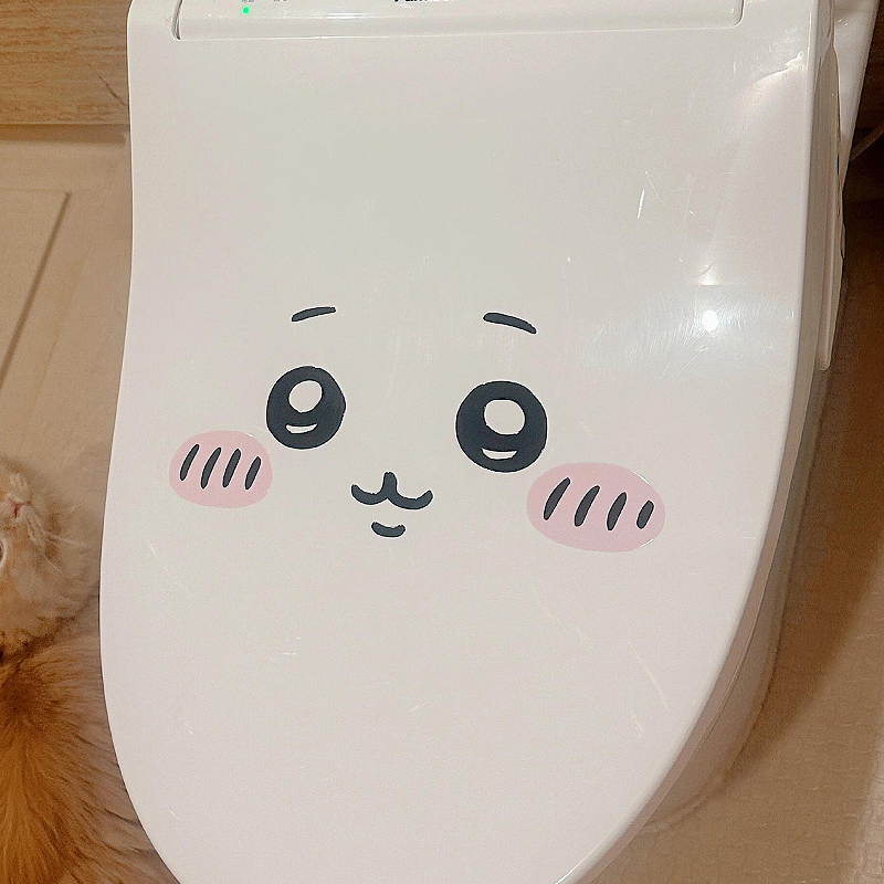 ملصق إيموجي جييي لتزيين وتجميل - مراجعة Home Decor Sticker وسعره