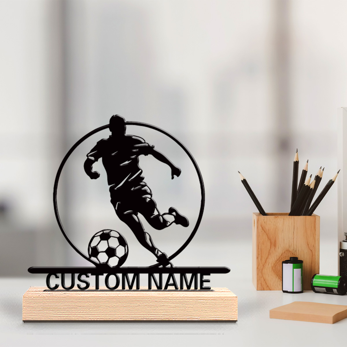 تمثال معدني مخصص للاعب كرة قدم - مراجعة Home Decor Names وسعره
