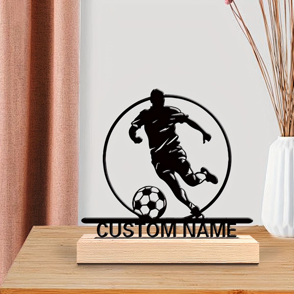 تمثال معدني مخصص للاعب كرة قدم - مراجعة Home Decor Names وسعره